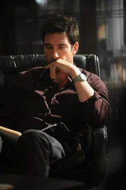 Ben Harmons (Dylan McDermott) neue Patientin ist von der blutigen Geschichte des Hauses fasziniert ...
