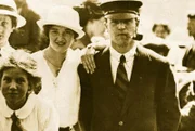 Edith Thompsons ist mit ihrem Ehemann Percy unglücklich. Sie flüchtet sich in eine Affäre mit ihrem Jugendfreund Frederick Bywaters.