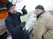 Rechtsmediziner Prof. Karl-Friedrich Boerne (Jan Josef Liefers, li.) verfolgt gemeinsam mit Kommissar Frank Thiel (Axel Prahl) eine heiße Spur.