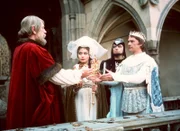 Libuse Safránková (Prinzessin Maruschka), Gábor Nagy (Salzprinz).