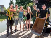 V.l.: Claus, Frank, Frau Claudia, Tochter Celine, Ralf und Henrik