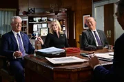 (v.l.n.r.) Garrett Moore (Gregory Jbara); Abigail Baker (Abigail Hawk); Sid Gormley (Robert Clohessy)