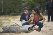 Harley Carter (Jerry O'Connell, l.) und Detective Sam Shaw (Sydney Tamiia Poitier, r.)

+++