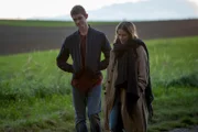 Zwischen Iris (Isabell Polak) und Jonas (Damian Hardung) kommt es zu einem Aussprache.