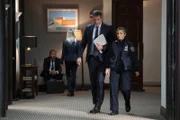 Jack Boyle (Peter Hermann, l.); Eddie Reagan (Vanessa Ray, r.)