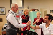 (v.l.n.r.) Alfons (Sepp Schauer); Hildegard (Antje Hagen); Tanja (Judith Hildebrandt); Nils (Florian Stadler)