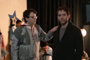 Victor Kozlowski (Jacob Houston, l.); Jack Griffin (Glenn Howerton, r.)