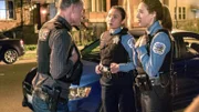 V.l.: Hank Voight (Jason Beghe), Julie Tay (Li Jun Li), Kim Burgess (Marina Squerciati)  Die Verwendung des sendungsbezogenen Materials ist nur mit dem Hinweis und Verlinkung auf RTL+ gestattet.