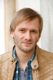 Sebastian Hollstein (Matthias Lier)
