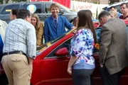 Dr. Goodwin (Jack McBrayer, M.)