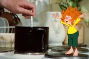 Der Pumuckl isst zum ersten Mal Schokoladenpudding und beschließt, dass es ab jetzt immer welchen geben soll. Zur Not kocht er ihn selber...