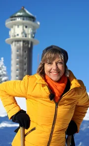 Annette Krause vor dem Feldbergturm.