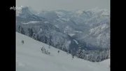 Die Umgebung des Dorfes Schneizlreuth kann sich als Schneekulisse sehen lassen - und war damals noch sehr vereinzelten Skiläufern aus dem Dorf vorbehalten.