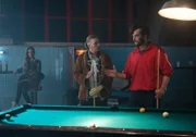 Guy (Bronson Webb, l.); Fabien (Trystan Gravelle, r.)