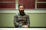 Psychologe Joseph O'Loughlin (Aidan Turner) gerät unter Mordverdacht.
