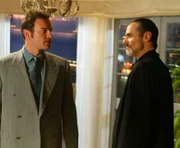 Cole (Julian McMahon, l.) hat die Hoffnung noch nicht aufgegeben, Phoebes Liebe wieder zurückzugewinnen ...