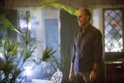 Muss im Fall eins ermordeten Familienfreundes ermitteln: Pride (Scott Bakula) ...