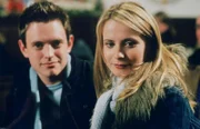 Aidan Carter (Dominic Colenso) und Emily Hide (Alice Patten).