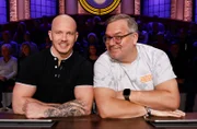 Rateteam-Kapitän Elton (r.) und der ehemalige Kunstturner Fabian Hambüchen (l.) bilden ein Rateteam.