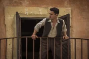 Yossarian (Christopher Abbott)
