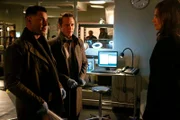 L-R: Javier Esposito L-R: Javier Esposito L-R: Javier Esposito (Jon Huertas), Kevin Ryan (Seamus Dever),  Kate Beckett (Stana Katic)