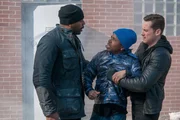 CHICAGO P.D. -- "Back To Even" Episode 218 -- Pictured: l-r) Laroyce Hawkins as Kevin Atwater, Denzel Irby as Marcus, Jesse Lee Soffer as Jay Halstead.