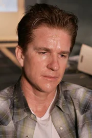 Pictured: Matthew Modine as Gordon Rickett
