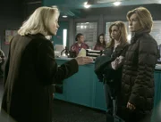 LAW & ORDER: SPECIAL VICTIMS UNIT -- NBC Series -- "Intoxicated" -- Pictured: (l-r) Cathy Moriarty as Denise Eldridge, Danielle Panabaker as Carrie Eldridge, Mariska Hargitay as Det. Olivia Benson