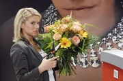 Anna (Jeanette Biedermann) ist mehr als enttäuscht von Jonas, denn sein Dank gilt wieder einmal Katja.