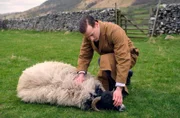 James Herriot (Nicholas Ralph)