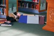 Axl (Charlie McDermott)