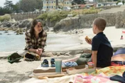 Jane Chapman (Shailene Woodley) and Ziggy Chapman (Iain Armitage).