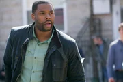 CHICAGO P.D. -- "There's My Girl" Episode 221 -- Pictured: Laroyce Hawkins as Kevin Atwater.