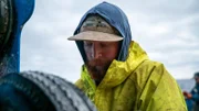 Summer bay deckhand Nick at the coiler
