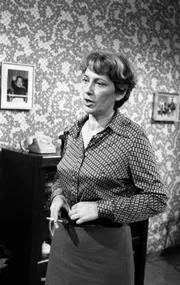 Ingrid Burkhard (Toni Sackbauer).