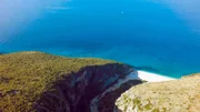Danach muß man anderswo lange suchen - glasklares Mittelmeer im Süden Albaniens