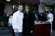 (l-r) Bobbie Flay, Mariska Hargitay as Det. Olivia Benson