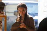 Bonnie Carlson (Zoë Kravitz).