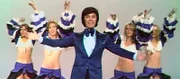 Dieser Hit-Countdown hat es in sich. 100 große Songs der 70er nonstop. Mit Showaddywaddy, Julio Iglesias, Gebrüder Blattschuss und vielen anderen. - Roy Black.