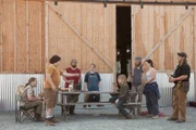 Mittagessen der Familie Hines (L-R: Joshua Hines, Ariel Hines, Michael Hines, Evelyn Hines, Daniel Hines, Drew Widerski, Sarah Hines, Nathan Hines).
