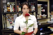Angesichts Maiks Versuchen, sich zu entschuldigen, gerät Paloma (Maja Maneiro) ins Grübeln.