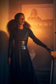 Sophie Okonedo als Hemple