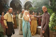 Game of Thrones- Series 02 Episode 05 "The Ghost of Harrenhal" Emilia Clarke as Daenerys, Iain Glen as Jorah MormontIan and Hanmore as Pyatt Pree. ©Home Box Office Inc.