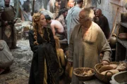 Maester Luwin (Donald Sumpter), Cersei Lannister (Peter Dinklage)