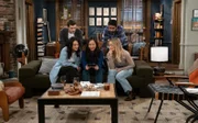 (v.l.n.r.) Charlie (Tom Ainsley); Valentina (Francia Raisa); Ellen (Tien Tran); Sid (Suraj Sharma); Sophie (Hilary Duff)