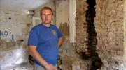 Sabine und Michael müssen ihre Mietwohnung verlassen, bevor ihr neues Haus bezugsfertig ist.