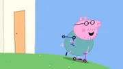 Papa Wutz findet die zurückgelassenen Roller und entdeckt seine Begeisterung für das Rollerfahren!