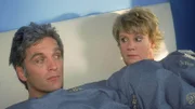 Schmidt (Walter Sittler) und Nikola (Mariele Millowitsch) erwachen nach einer durchzechten Nacht splitterfasernackt in einem Bett auf. Doch beide können sich nicht daran erinnern, was in der Nacht vorgefallen ist...