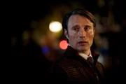 Dr. Hannibal Lecter (Mads Mikkelsen) führt alle hinters Licht ...
