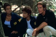 (v.l.n.r.) Kathryn Wately (Eva La Rue); Amanda Bentley-Livingston (Victoria Rowell); Steve Sloan (Barry Van Dyke)